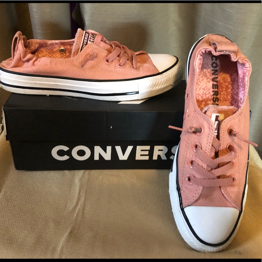 Converse women’s shoreline sneaker